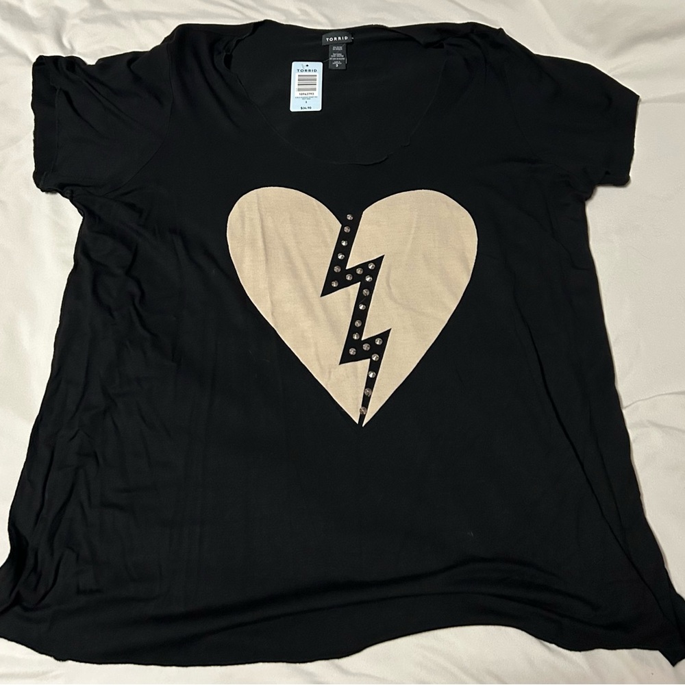 Torrid short sleeved tee sz 3